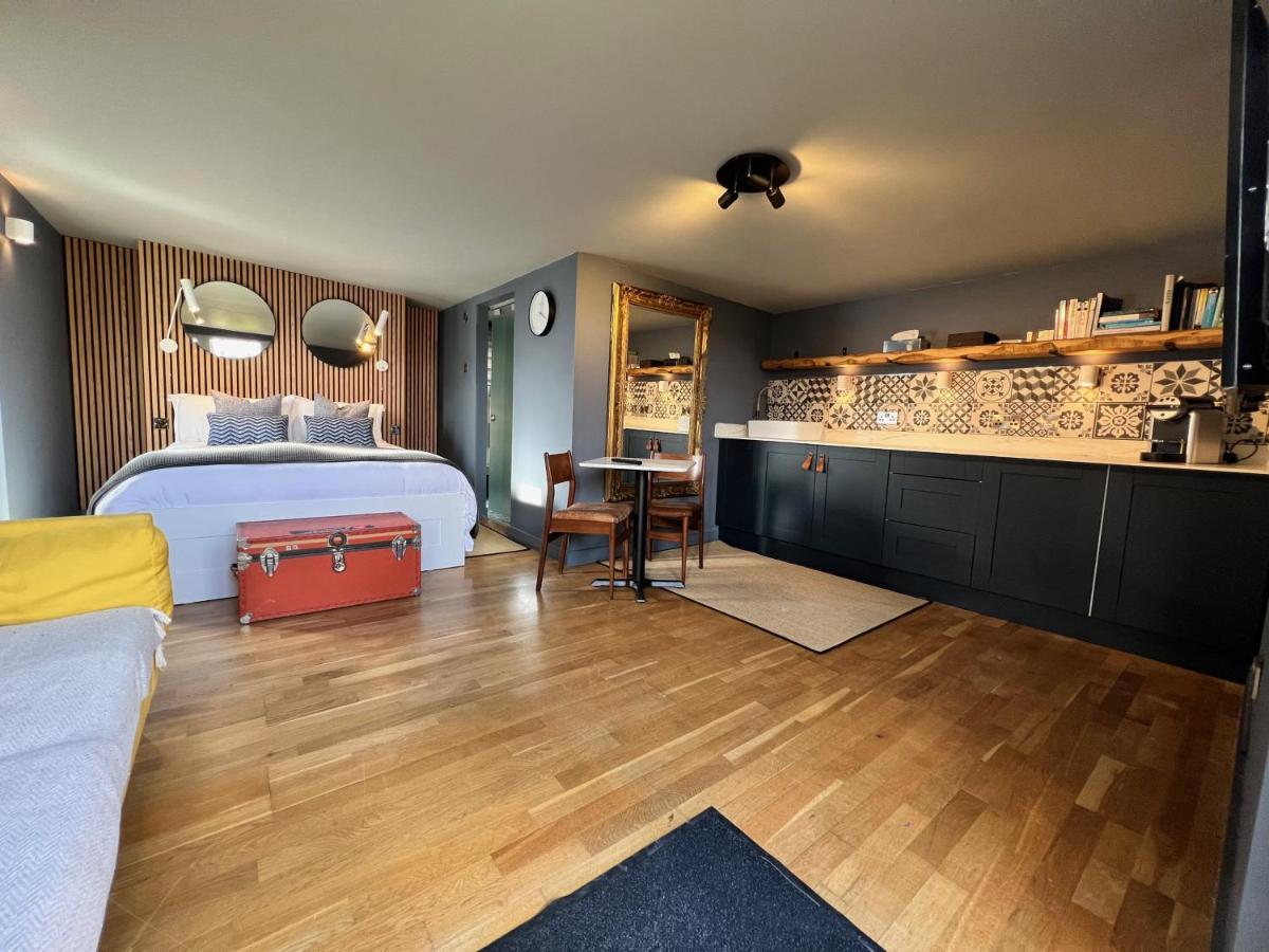 Rockmount Rooms & Apartment タヴィストック エクステリア 写真