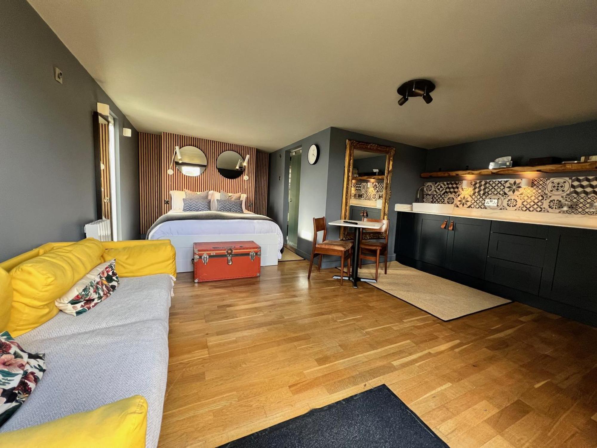 Rockmount Rooms & Apartment タヴィストック エクステリア 写真